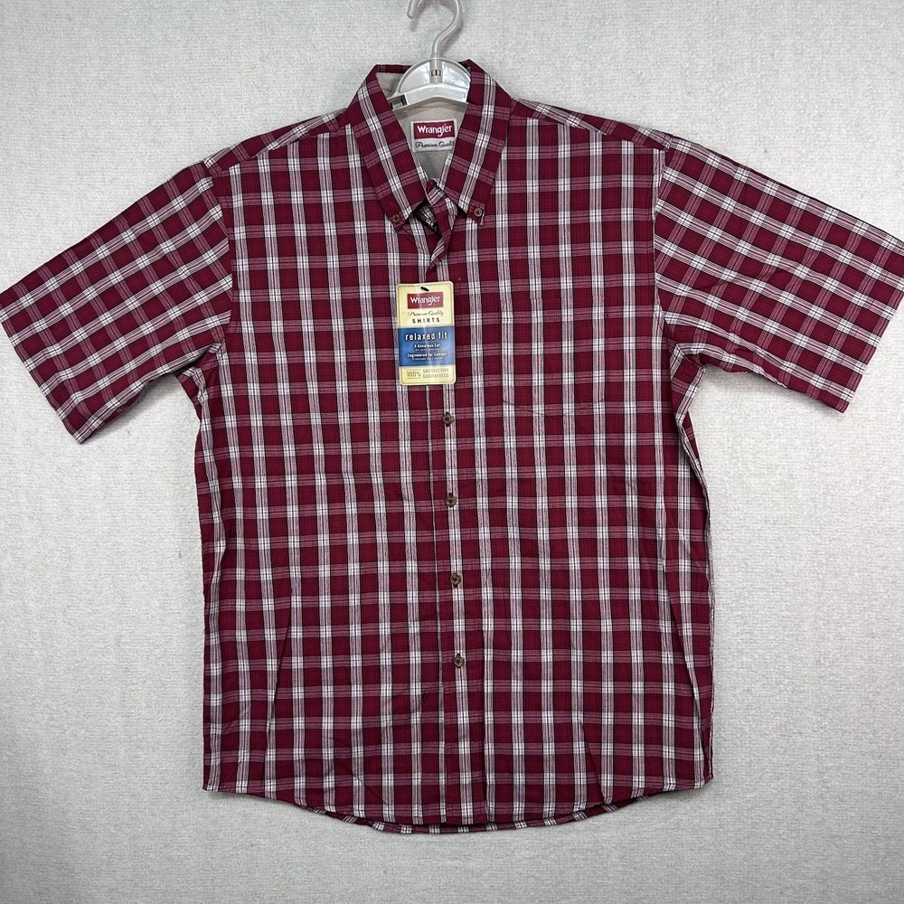 NWT Wrangler Relaxed Fit Men's Shirt Medium Red Plaid Cotton